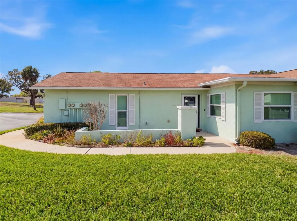 11341 Dollar Lake Drive Port Richey FL 34668