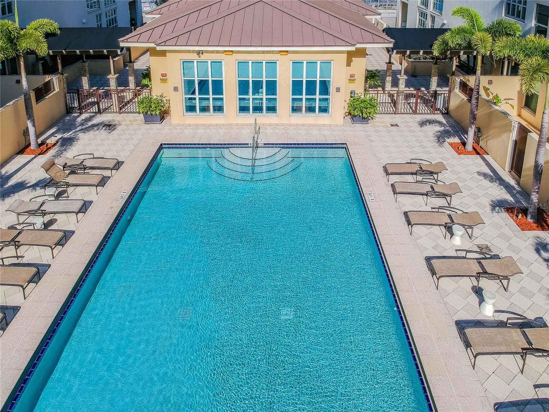 1227 E Madison Street Tampa FL 33602