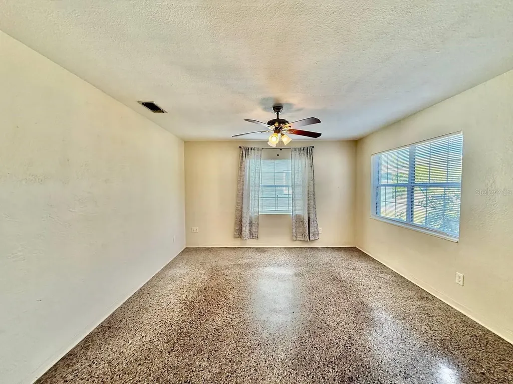 257 38th Avenue SE St Petersburg FL 33705