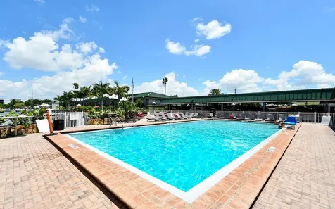 7150 N Tamiami Trail Sarasota FL 34243