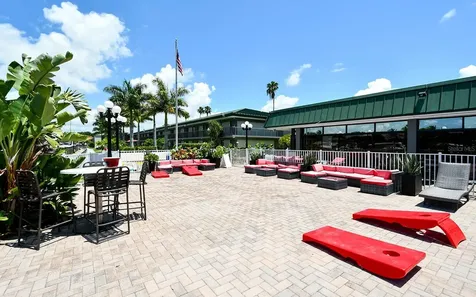 7150 N Tamiami Trail Sarasota FL 34243