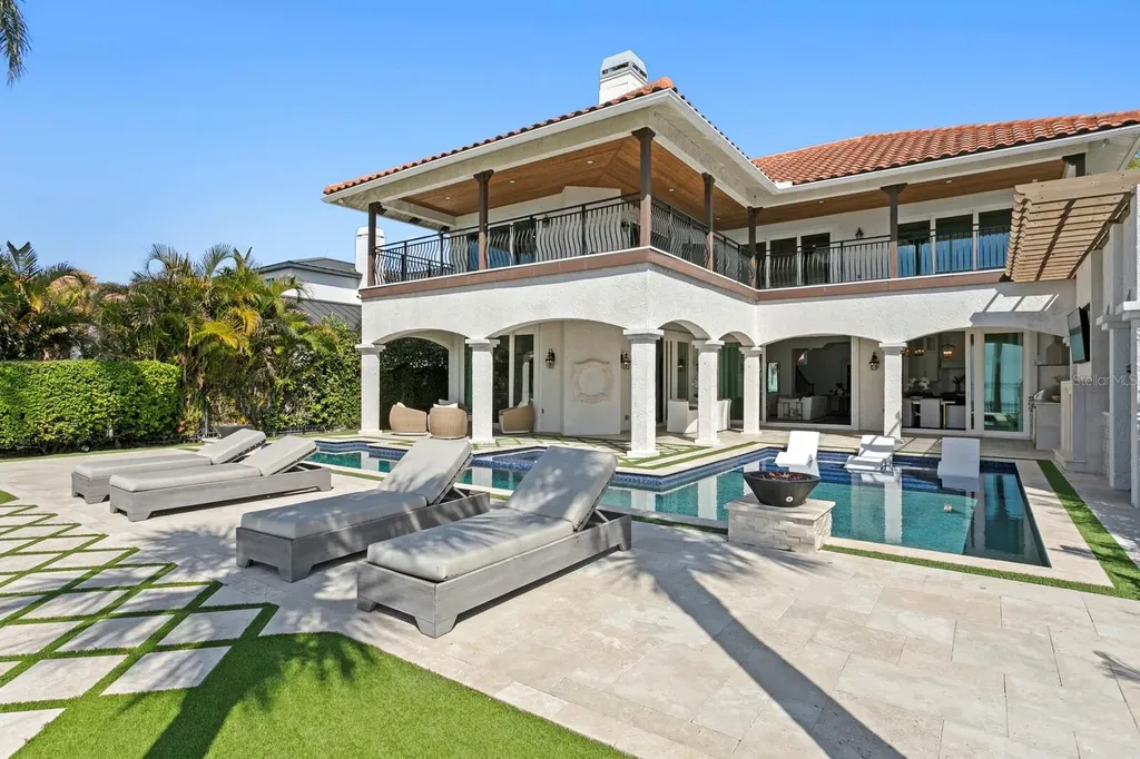 3915 Snapper Pointe Drive Tampa FL 33611