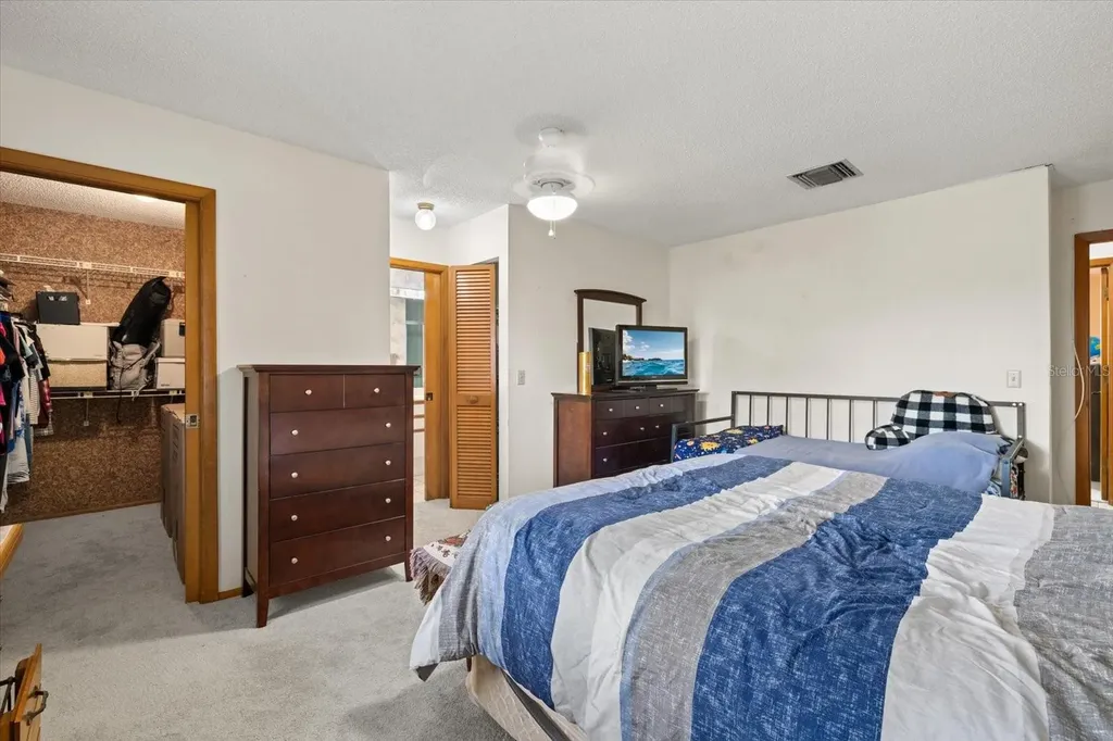 1111 77th Street NW Bradenton FL 34209
