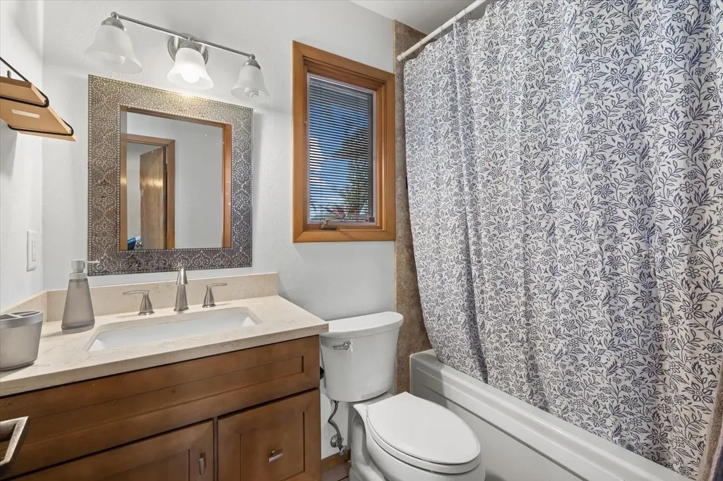 1111 77th Street NW Bradenton FL 34209
