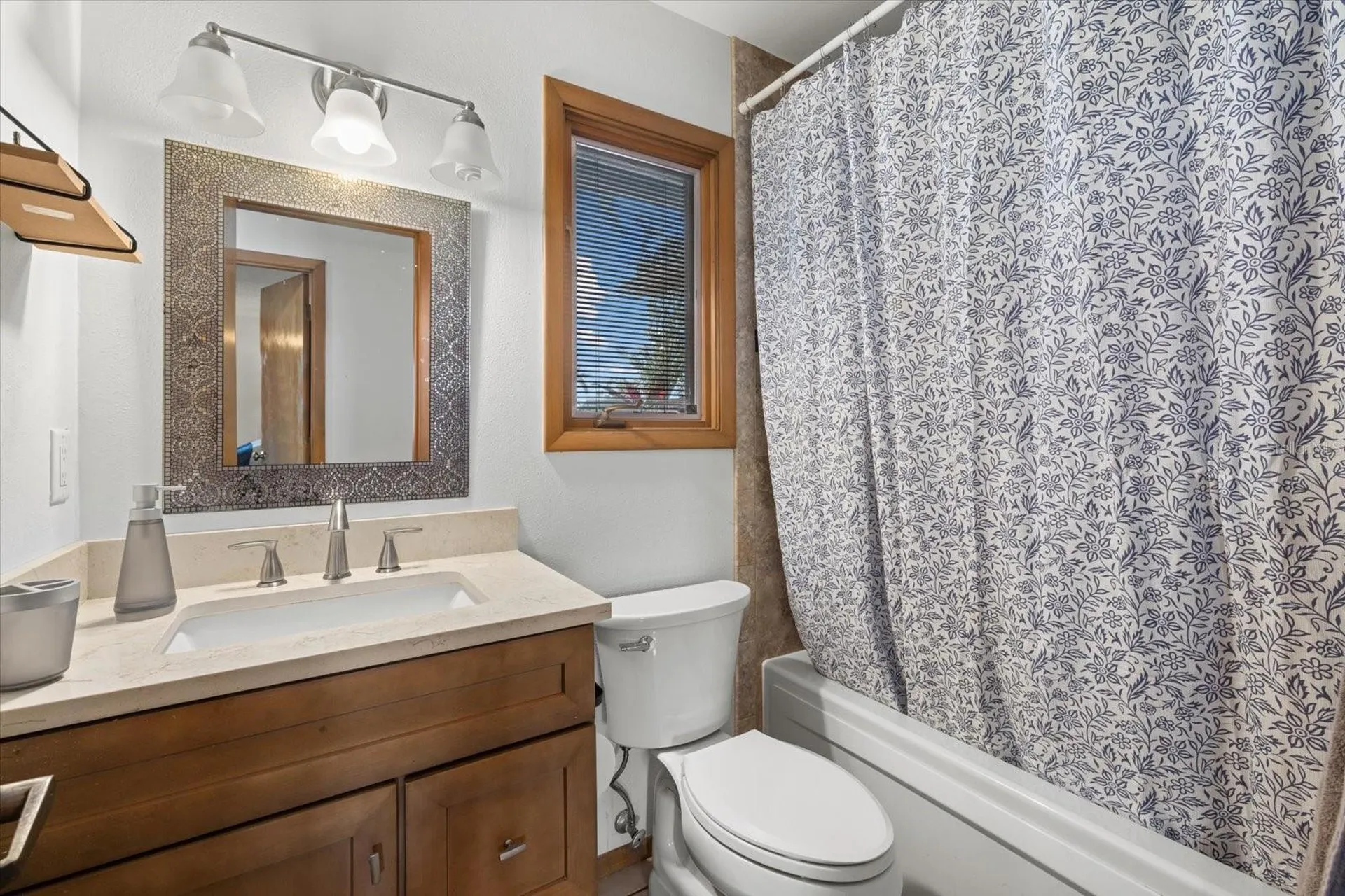 1111 77th Street NW Bradenton FL 34209