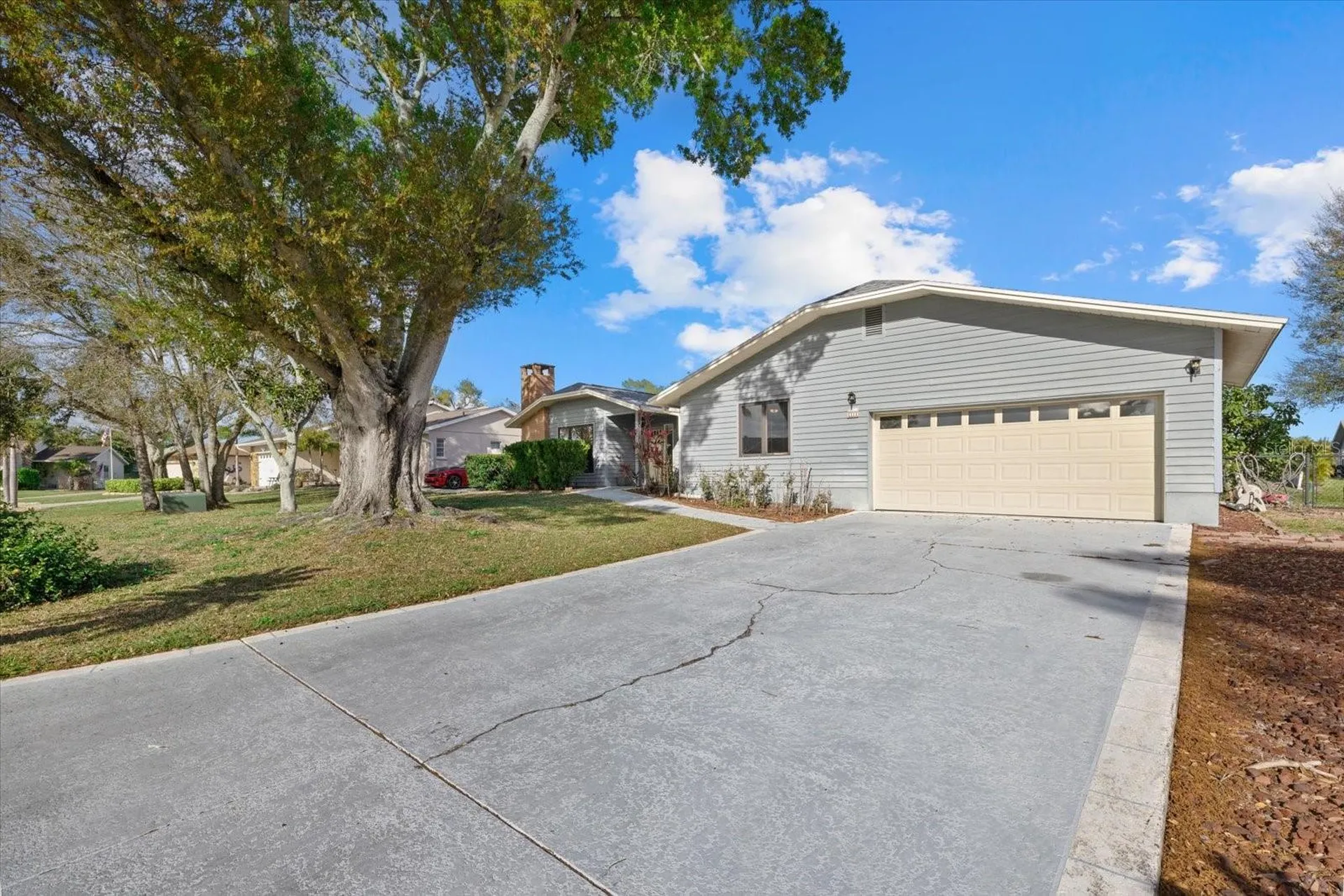 1111 77th Street NW Bradenton FL 34209