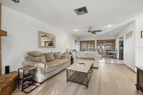 1111 77th Street NW Bradenton FL 34209