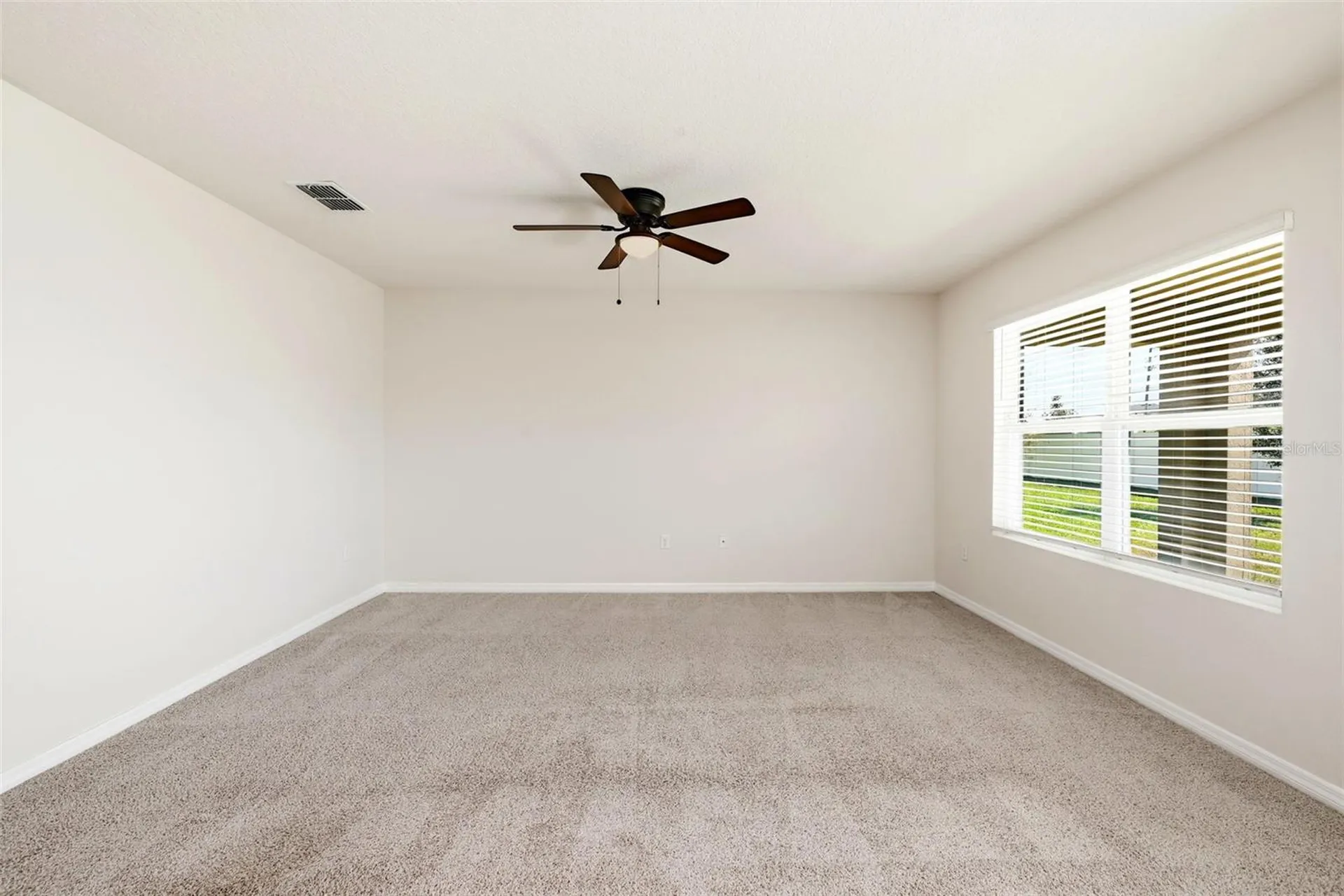 2725 Dumont Lane Tavares FL 32778