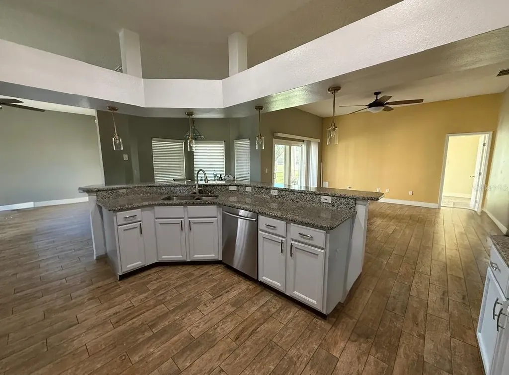231 Strathmore Circle Kissimmee FL 34744