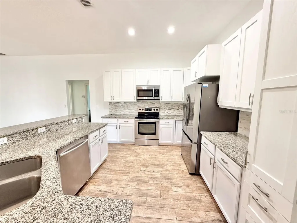 231 Strathmore Circle Kissimmee FL 34744