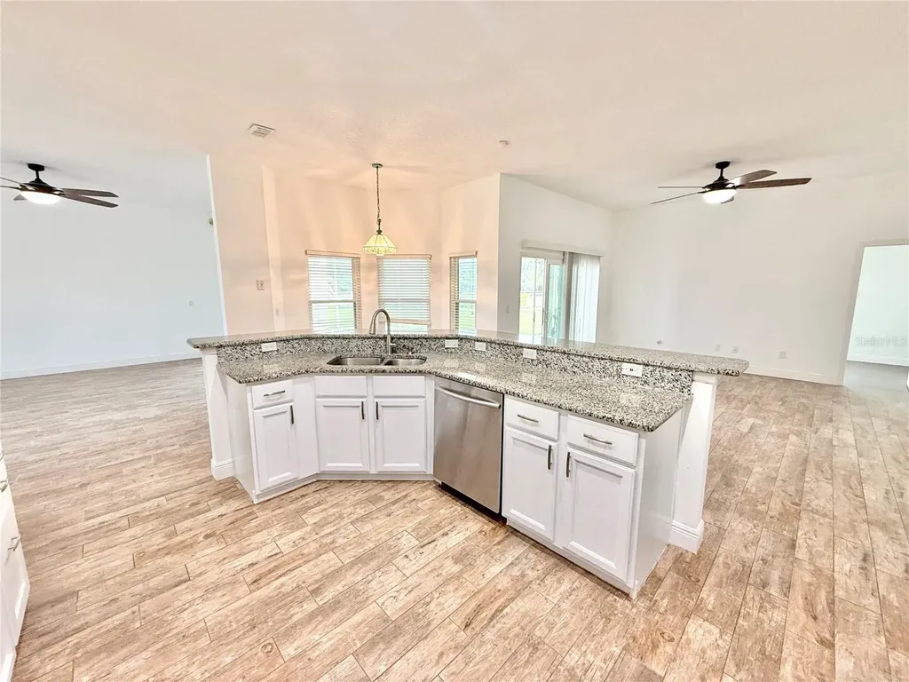 231 Strathmore Circle Kissimmee FL 34744