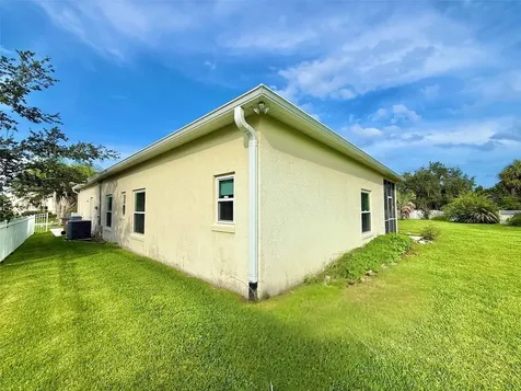 231 Strathmore Circle Kissimmee FL 34744