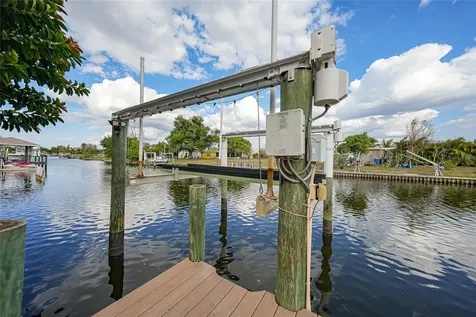 731 Palmetto Drive NE Port Charlotte FL 33952