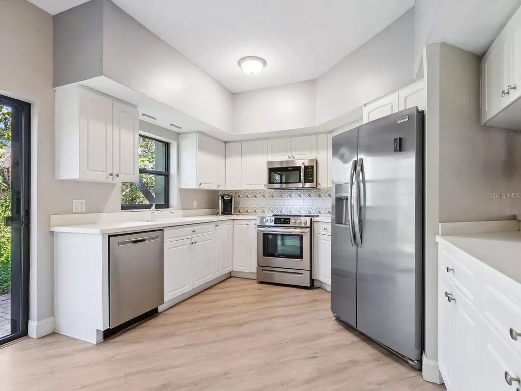 1680 Starling Drive Sarasota FL 34231