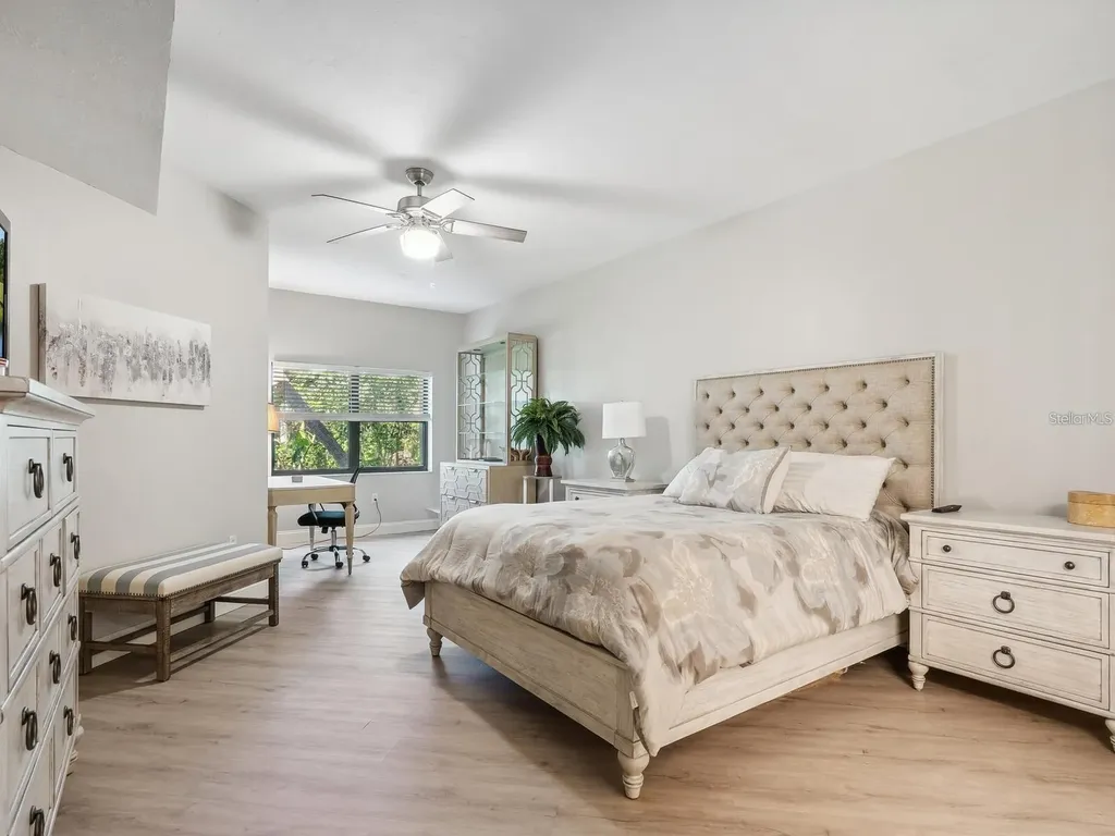 1680 Starling Drive Sarasota FL 34231