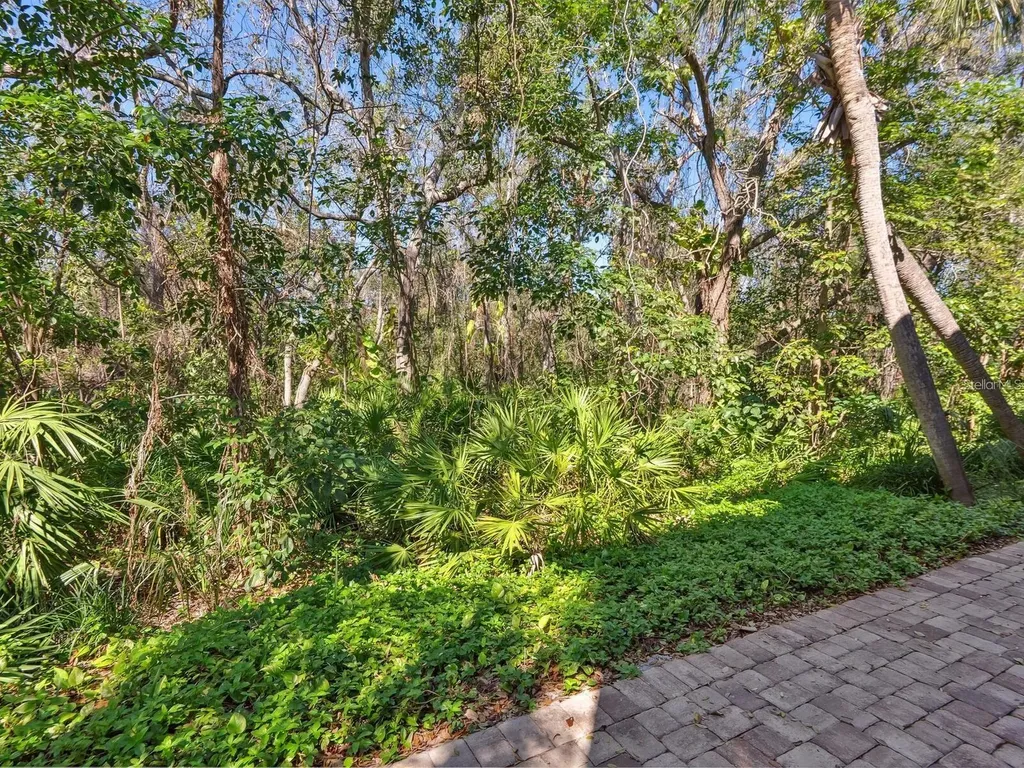 1680 Starling Drive Sarasota FL 34231