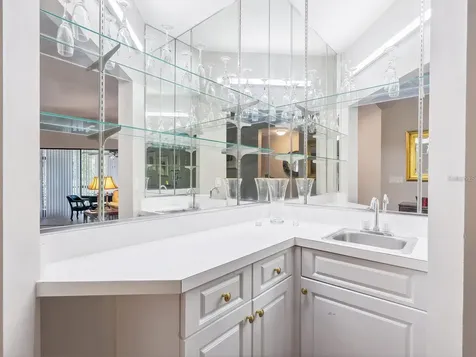 1680 Starling Drive Sarasota FL 34231