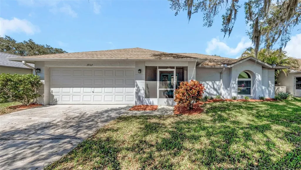 3957 Tarpon Pointe Circle Palm Harbor FL 34684