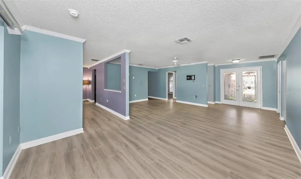 3957 Tarpon Pointe Circle Palm Harbor FL 34684