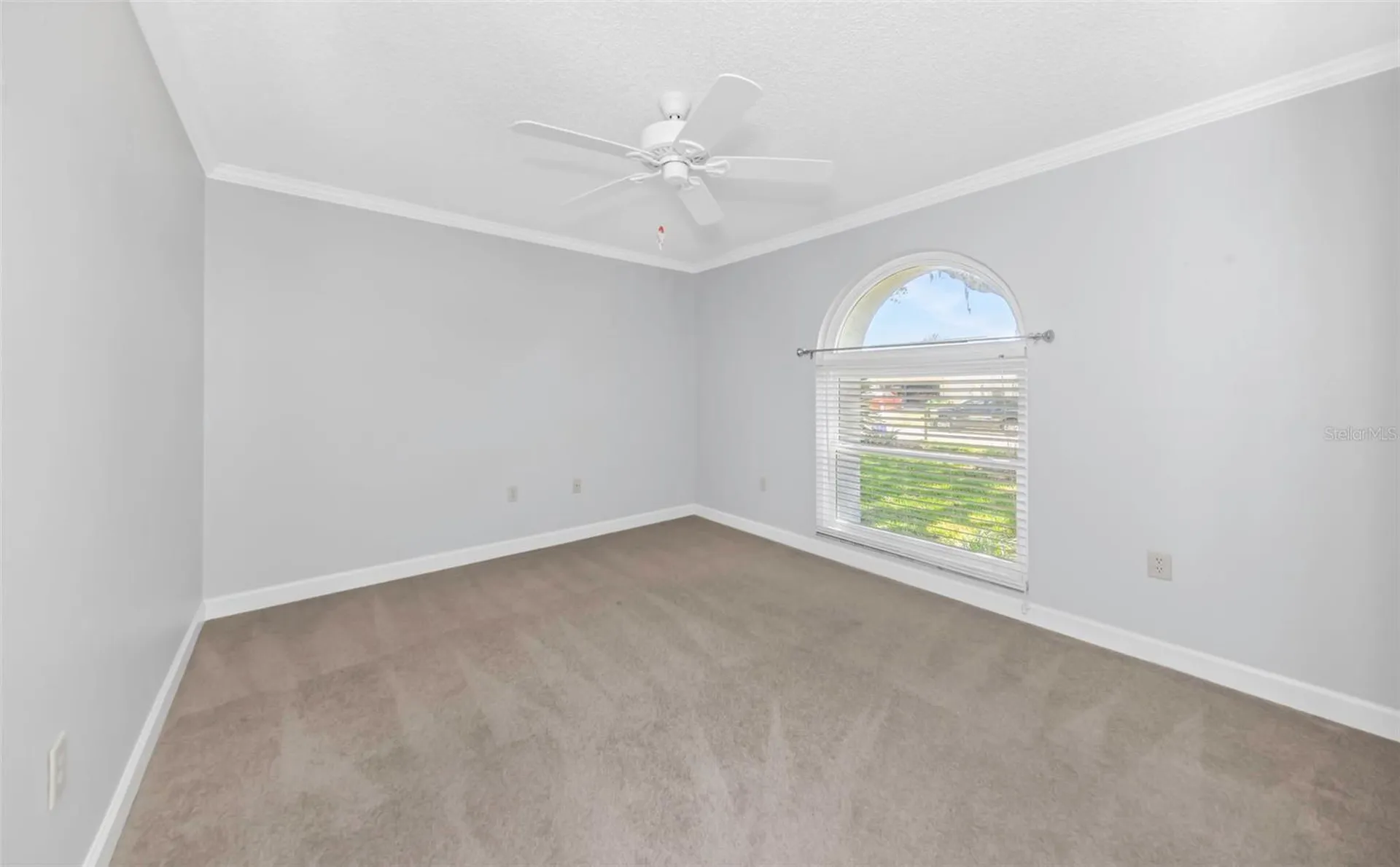 3957 Tarpon Pointe Circle Palm Harbor FL 34684