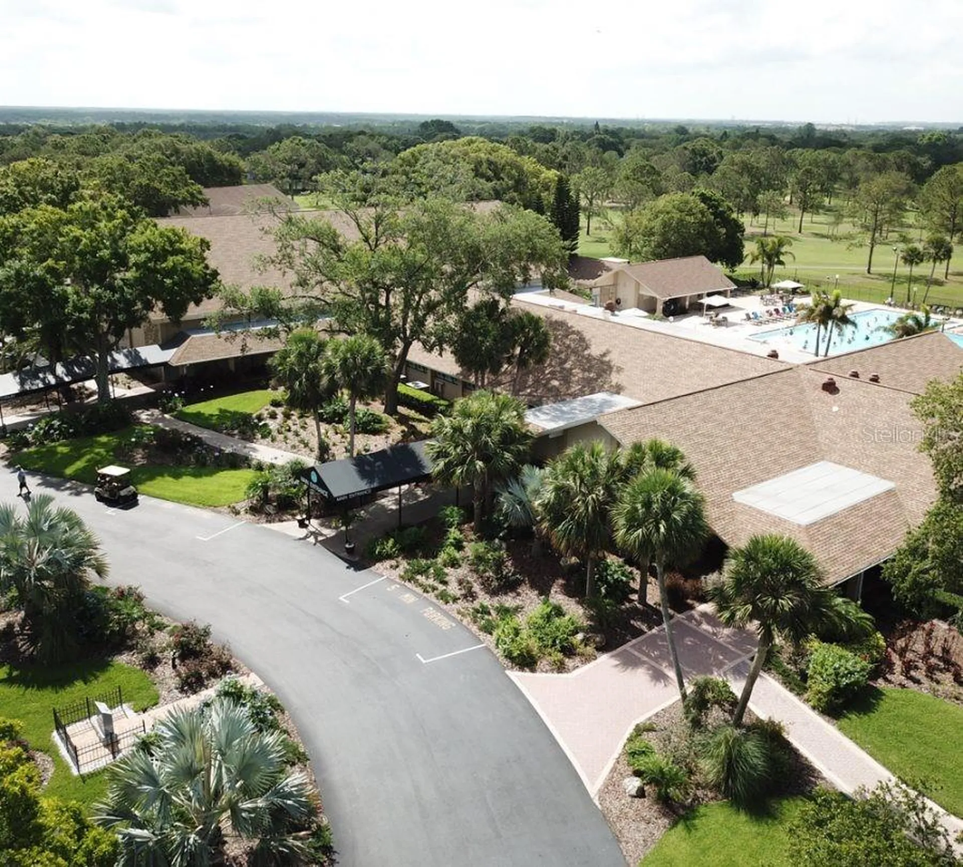 3957 Tarpon Pointe Circle Palm Harbor FL 34684