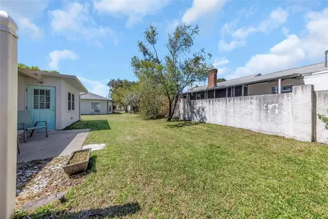 3957 Tarpon Pointe Circle Palm Harbor FL 34684