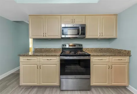 3957 Tarpon Pointe Circle Palm Harbor FL 34684