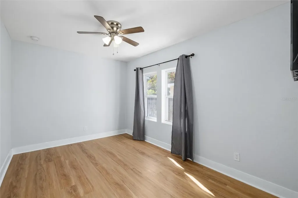 2606 W Henry Avenue Tampa FL 33614