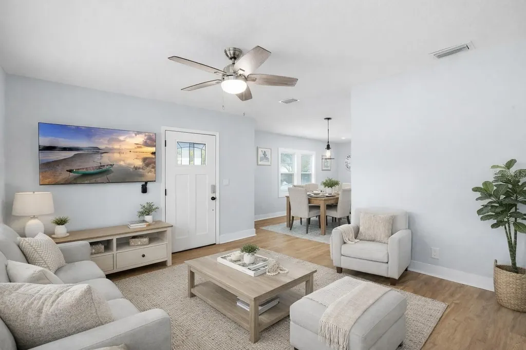 2606 W Henry Avenue Tampa FL 33614