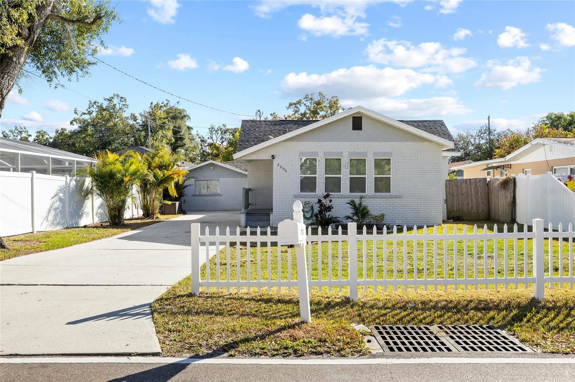 2606 W Henry Avenue Tampa FL 33614