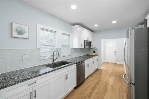 2606 W Henry Avenue Tampa FL 33614