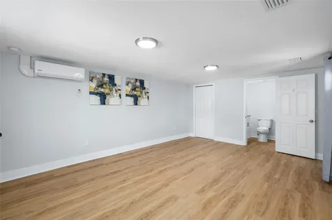 2606 W Henry Avenue Tampa FL 33614