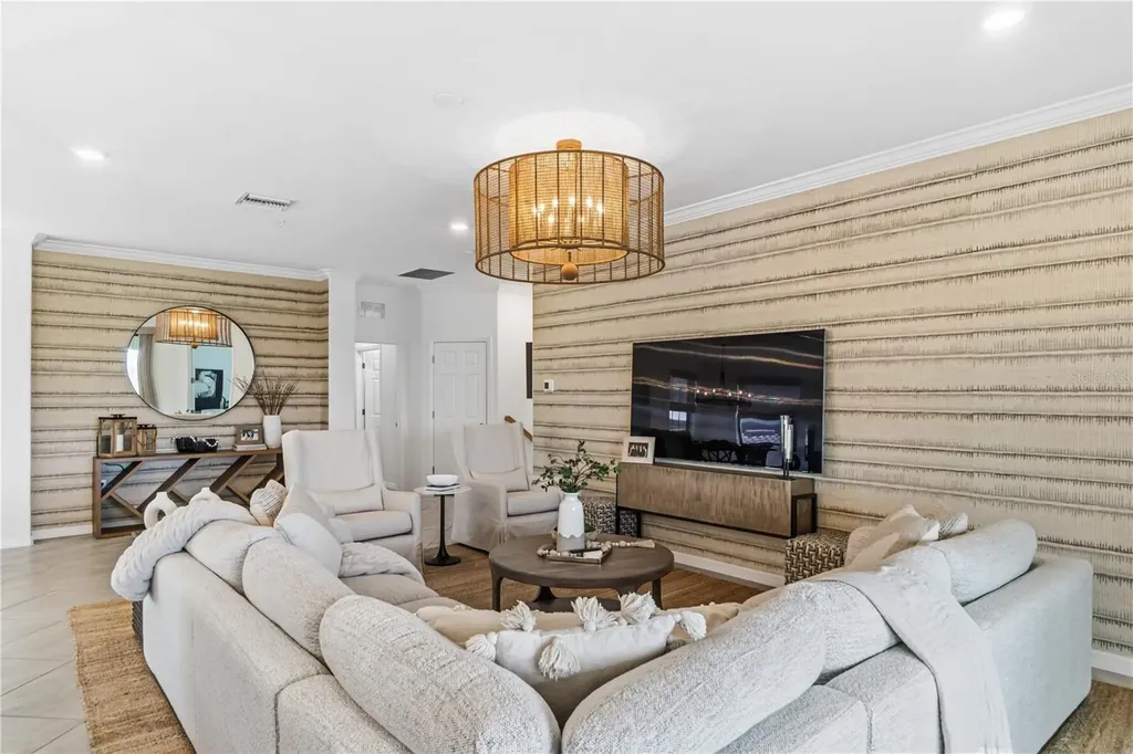 6015 Worsham Lane Bradenton FL 34211