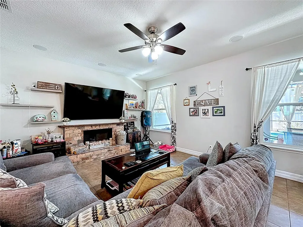 2970 Sera Bella Way Kissimmee FL 34744