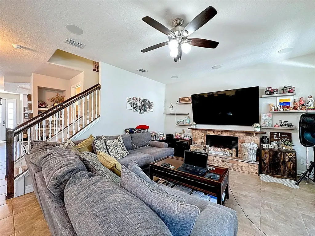 2970 Sera Bella Way Kissimmee FL 34744