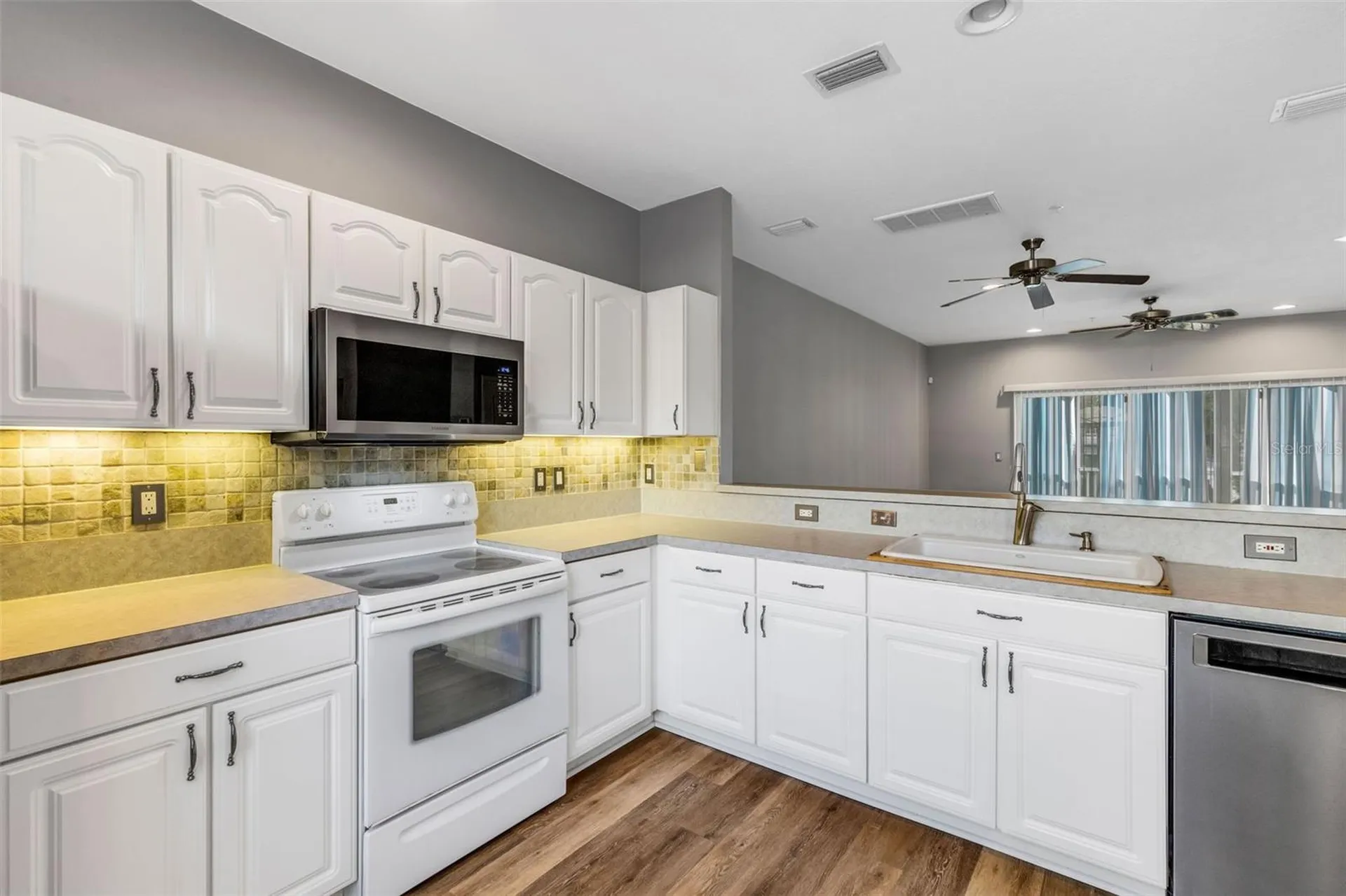 3107 Oyster Bayou Way Clearwater FL 33759