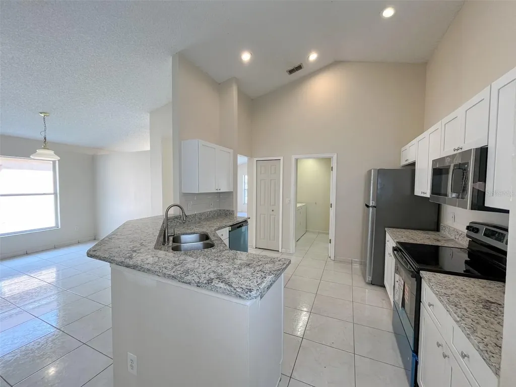 1902 Palmetto Pine Lane Orlando FL 32826