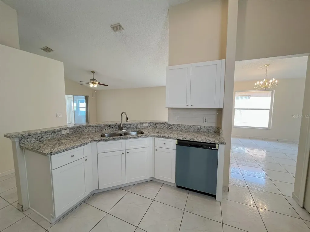 1902 Palmetto Pine Lane Orlando FL 32826