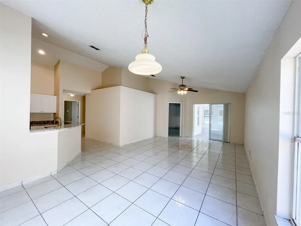 1902 Palmetto Pine Lane Orlando FL 32826