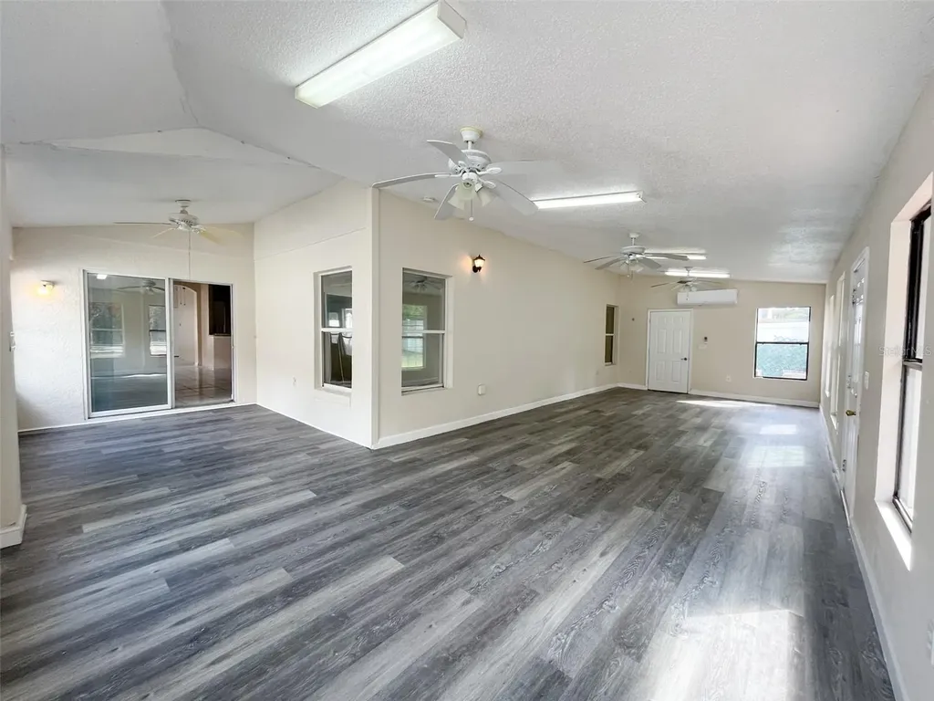 1902 Palmetto Pine Lane Orlando FL 32826