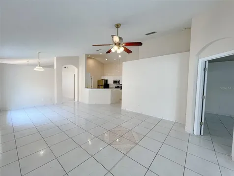 1902 Palmetto Pine Lane Orlando FL 32826