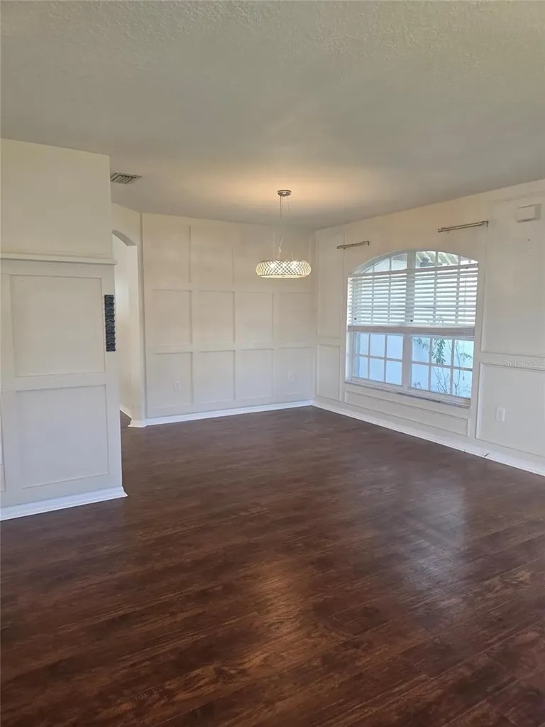 671 W Cadillac Drive Altamonte Springs FL 32714