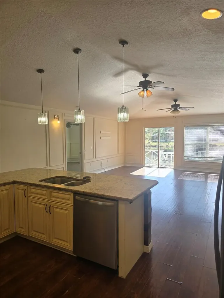 671 W Cadillac Drive Altamonte Springs FL 32714