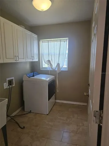 671 W Cadillac Drive Altamonte Springs FL 32714