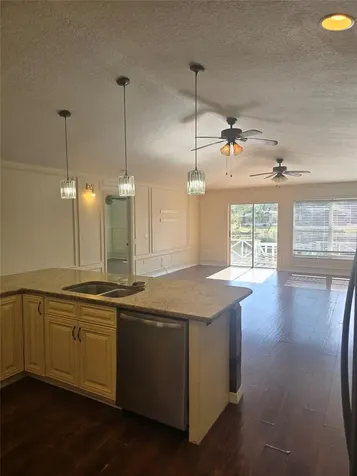 671 W Cadillac Drive Altamonte Springs FL 32714