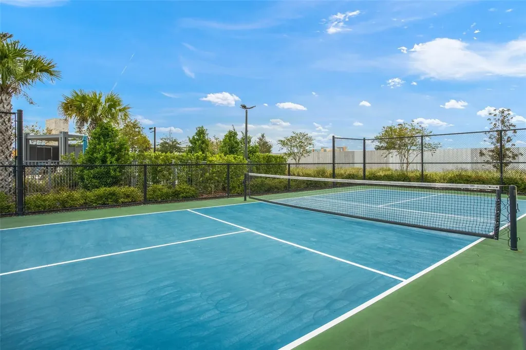 7521 Laureate Boulevard Orlando FL 32827