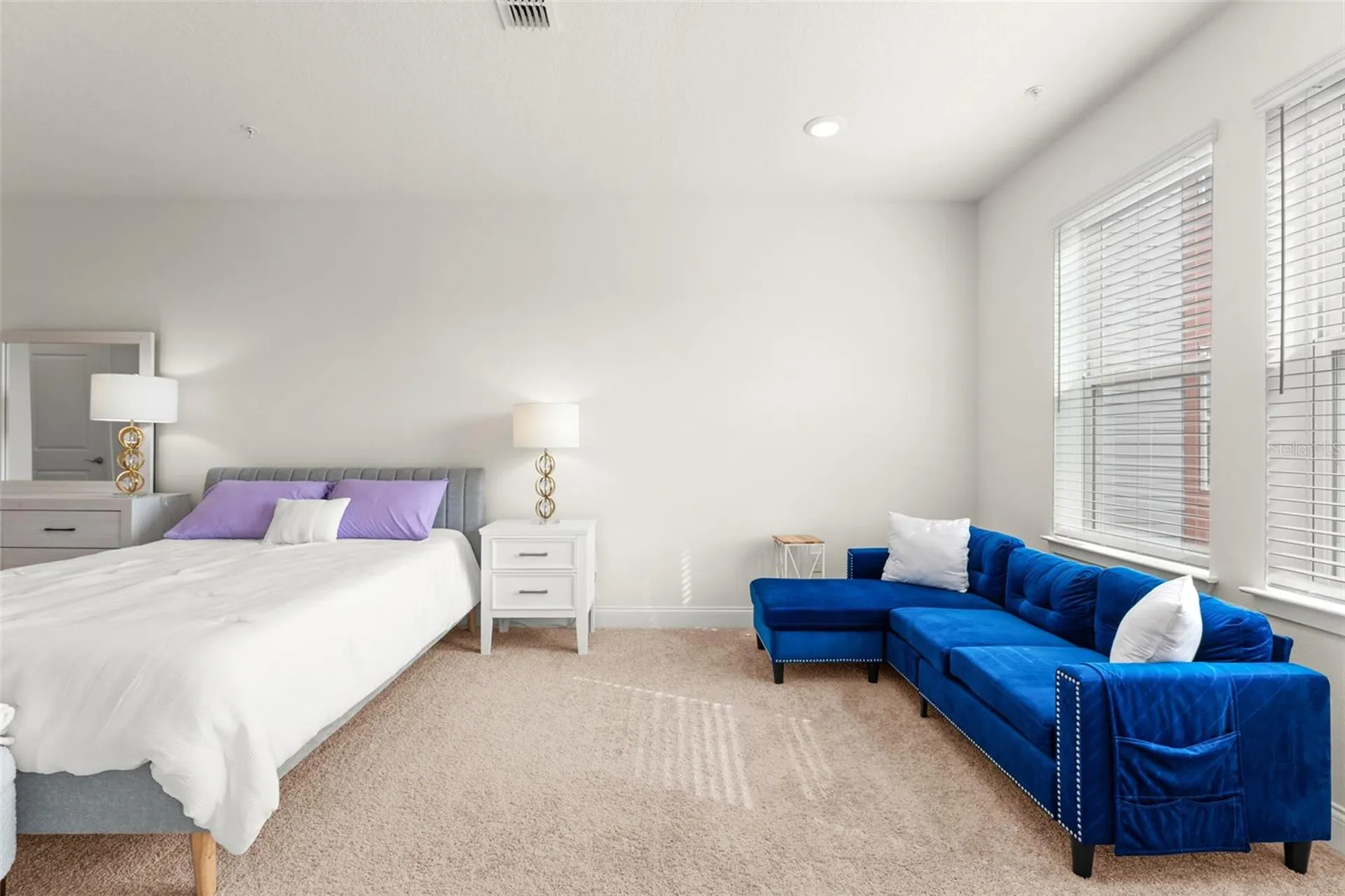 7521 Laureate Boulevard Orlando FL 32827