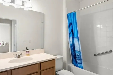 7521 Laureate Boulevard Orlando FL 32827
