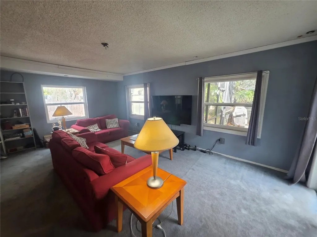 1015 Rhodes Avenue Sarasota FL 34237