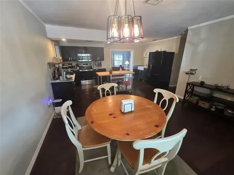 1015 Rhodes Avenue Sarasota FL 34237